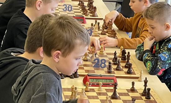 Компания TECE проводит шахматные турниры для молодежи со всей Германии